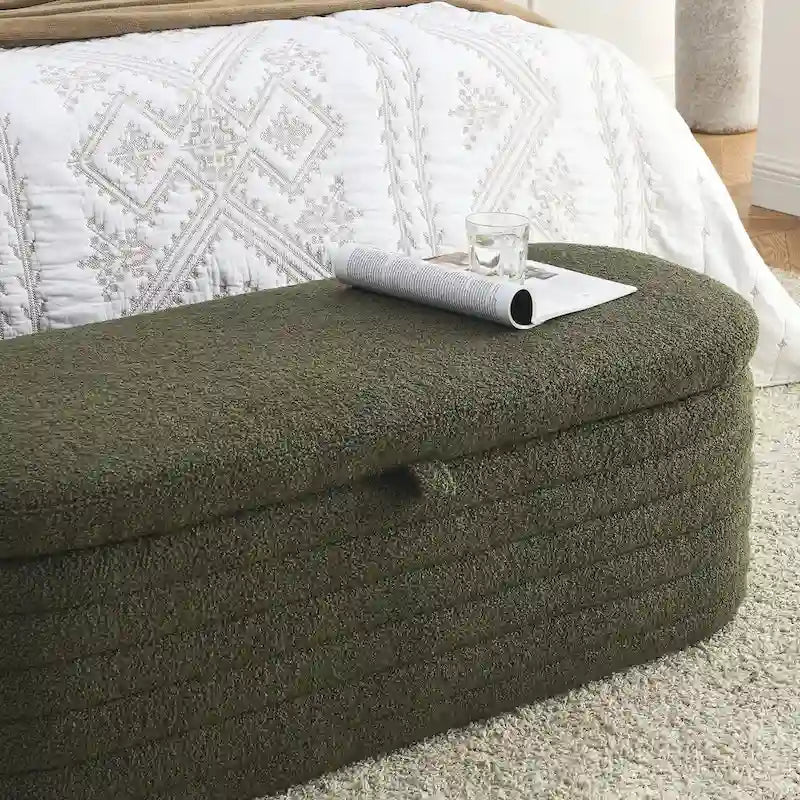 Banco de almacenamiento tapizado con tela Teddy, taburete para el pie de la cama con bisagra de seguridad