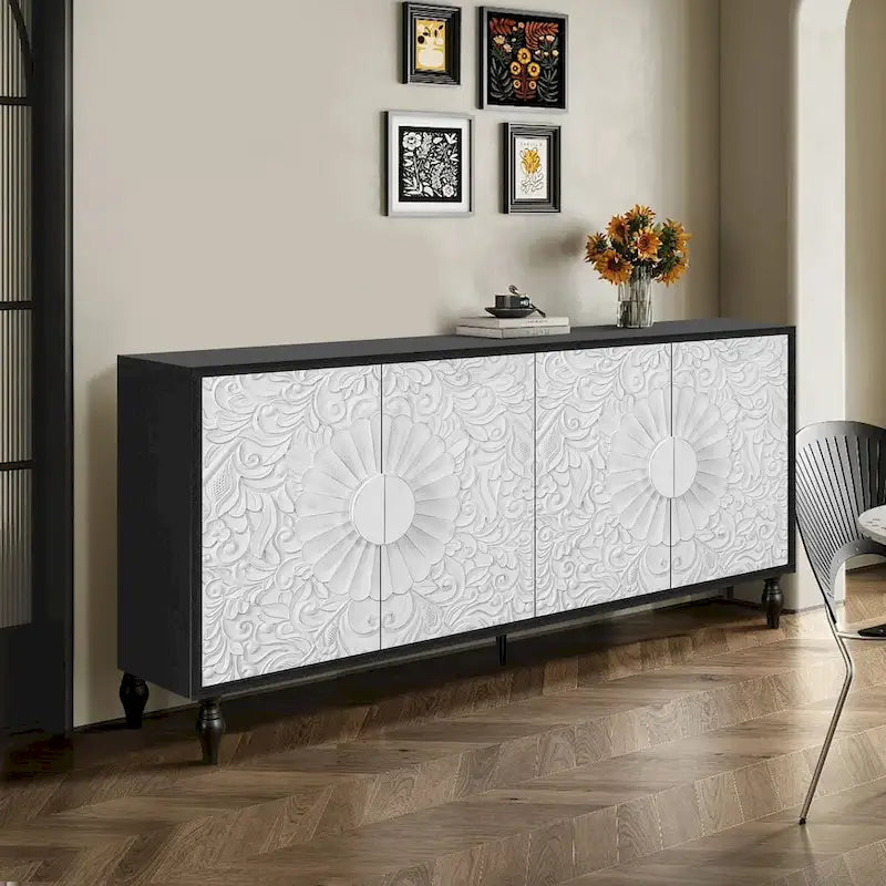 Sideboards mit geschnitztem symmetrischem Türdesign