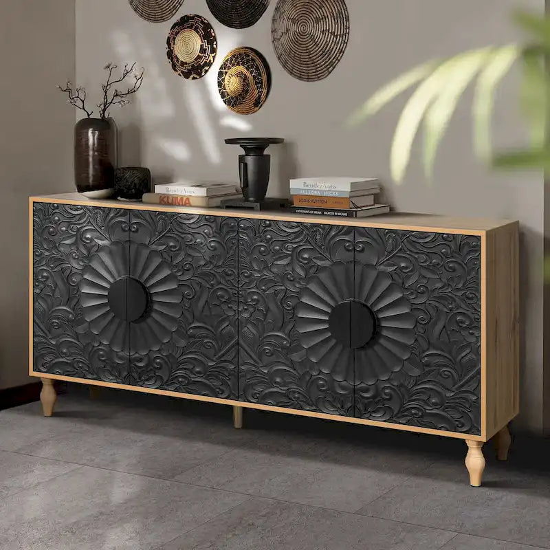 Sideboards mit geschnitztem symmetrischem Türdesign